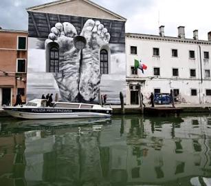 دعوات لمقاطعة مشاركة الاحتلال في بينالي البندقية 2026