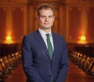 وزير بريطاني - يدين التوسع الاستيطاني