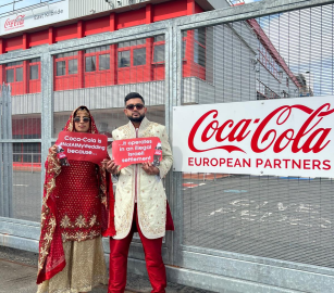 دعوات من مجموعة تضامن بريطانية بمقاطعة “كوكاكولا” ومنتجاتها