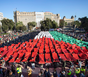 التزامًا بالقانون الدولي.. إسبانيا تسحب إعلانات تروّج للسياحة في الأراضي المحتلة