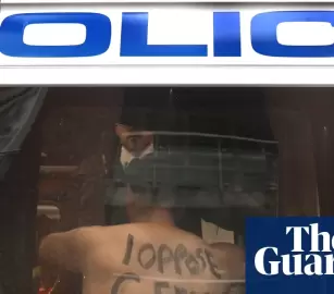 اعتقال مؤيدي حركة فلسطين في المملكة المتحدة يمثل قمعًا لحرية التعبير