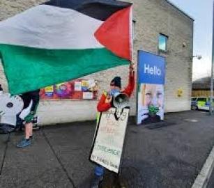 يبيع التمور الإسرائيلية  دعوات لمقاطعة متجر“تيسكو”  في أيرلندا