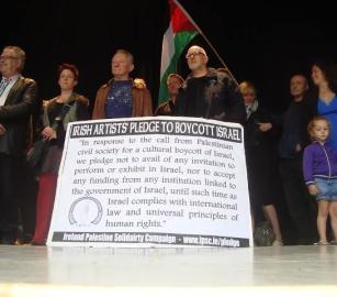 أكثر من 2400 توقيع ...آلاف الفنانيين في أيرلندا يجددون التزامهم بمقاطعة الاحتلال