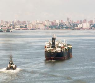 حركة المقاطعة تدعو لمنع وصول نفط فنزويلي إلى الاحتلال