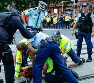 في نيو ساوث ويلز.. تحقيق في سوء سلوك الشرطة بعد احتجاج ضد زيارة رئيس الاحتلال