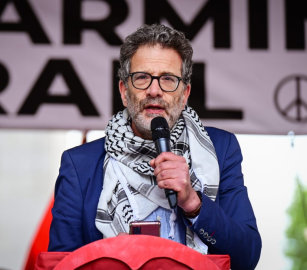 تحالف فلسطين في بريطانيا يدعو للاحتجاج على محاكمة قادته