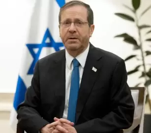 مجرم حرب.. "هند رجب" ترفع دعوى قضائية بأستراليا ضد رئيس الاحتلال