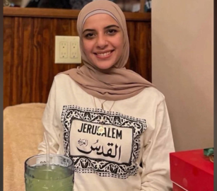 شاركت باحتجاجات التضامن..  مطالبات للكونغرس بالإفراج عن الفلسطينية “لقاء كردية”