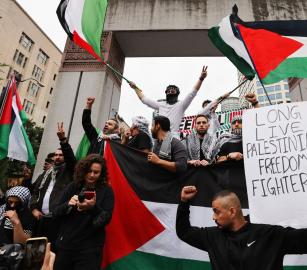 من 6 إلى 8 مارس 2026 الأشرطة الحمراء تطلق حملة للمطالبة بالإفراج عن 66 أسيرة فلسطينية