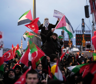 ندعو الشعوب إلى الاتحاد بصوت واحد من أجل تحرير منطقتنا من العدوان الإمبريالي والصهيوني