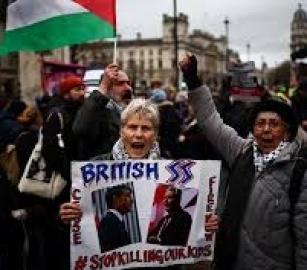 أكثر من ألف مسؤول محلي يدعمون فلسطين ببريطانيا