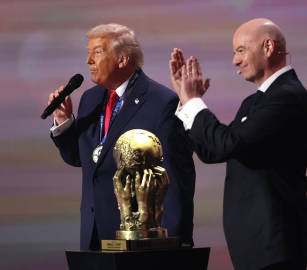 أمام رفضها استبعاد الاحتلال..  الفيفا تقدم 75 مليون دولار لدعم ملاعب غزة