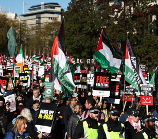 في لندن  اتهام منظمي مسيرة مؤيدة لفلسطين بتحدي أوامر الشرطة