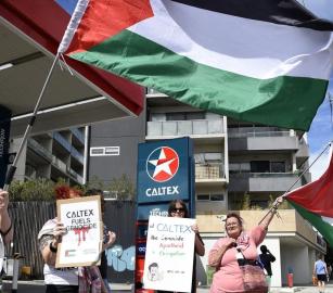 انتصار للضغط الشعبي "شيفرون" تنسحب من رعاية مهرجان الحي الفرنسي في نيو أورليانز