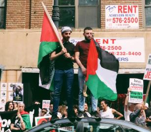 فُصلوا تعسفيًا..  “ثلاثة أساتذة متضامنين يستعيدون وظائفهم في “بروكلين