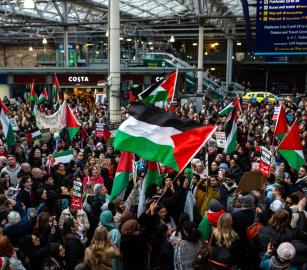 “الخضر الاسكتلندي” يتعهد بفرض مقاطعة شاملة على الاحتلال