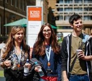 بسبب سياسات قمعية.. اتهامات ورسائل اعتراض تواجه جامعة "كينجز كوليدج" بلندن