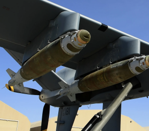 رغم حرب لبنان وإيران وغزة..  “بوينغ” توقع صفقة لتزويد الاحتلال بآلاف القنابل