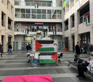 احتجاج طلابي في جامعة سويسرية رفضاً لـ "قانون الإعدام" بحق الأسرى الفلسطينيين