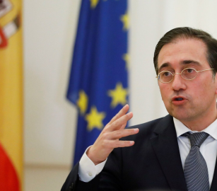 نرفض الحرب على إيران وغزة  -خوسيه ألباريس، وزير الخارجية الإسباني