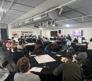 طلاب بريطانيون يجتمعون في المؤتمر الوطني من أجل فلسطين