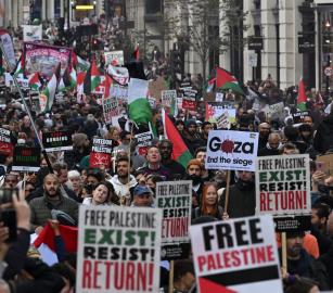 متجاهلة عريضة سياسية.. بريطانيا ترفض التحقيق في توغل الاحتلال داخل السياسة البريطانية