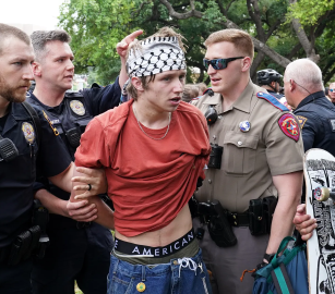 قمعًا للحراك الطلابي.. العدل الأمريكية” تُقاضي جامعة هارفارد