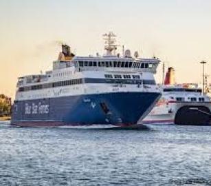 عبر موانئ إيطاليا واليونان  ..تحرك أوروبي لإيقاف مرور شحنات أسلحة متجهة للاحتلال