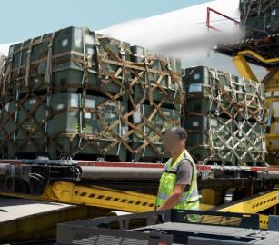 متجهة للاحتلال.. السلطات البلجيكية تُصادر شحنة أسلحة بريطانية