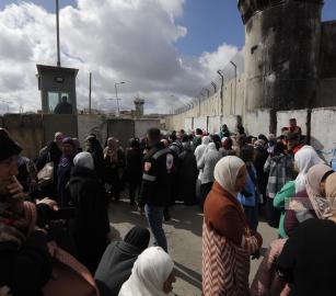 ردًا على إغلاق الأقصى.. مطالبات بفرض عقوبات على “إسرائيل”