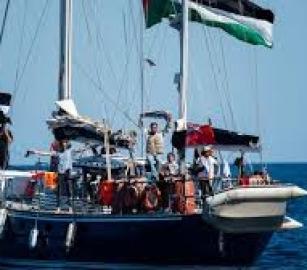 أكبر تعبئة بحرية مدنية نحو غزة.. 56 سفينة تنطلق من إيطاليا.. طالب يواجه جنديًا من كيان الاحتلال في جامعة روتجرز.. ويهتف بسقوط الجيش الإسرائيلي