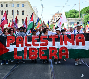 التضامن ليس جريمة!  القضاء الإيطالي يمنح البراءة لنشطاء دعموا فلسطين