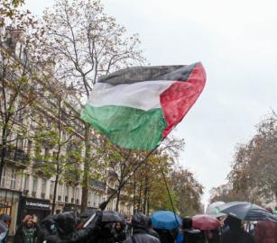 بتواطؤ مفضوح.. الجمعية الوطنية الفرنسية ترفض مناقشة قانون يادان العنصري