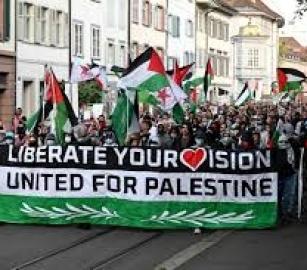 أكثر من 1000 فنان يوقعون رسالة لمقاطعة "يوروفيجن" بسبب مشاركة الاحتلال...تحرك بحري قبالة سواحل تونس يطالب بالإفراج عن 7 نشطاء معتقلين