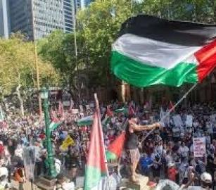 احتجاجات تلاحق "هرتسوغ" في أستراليا و"نتنياهو" في واشنطن...عمال بريطانيا والدنمارك يحتجون لوقف الاستثمارات الداعمة للاحتلال