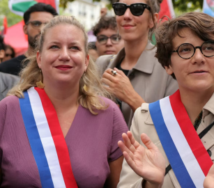 احتجاج فرنسي ضد مشروع قانون يجرم التضامن