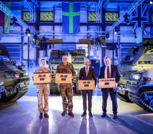 تعطيل فعالية توظيف لشركات سلاح متواطئة