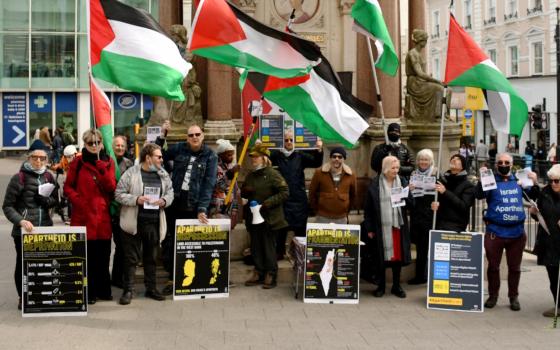 دعمًا لفلسطين.. حملة التضامن تنظّم طاولة معلومات في برايتون 👍  ‌  