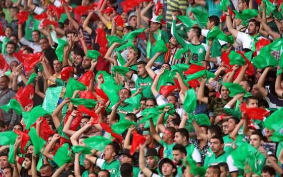 استقالات واسعة في نادي الوحدات.. والمقاطعة تحيي موقف الجماهير