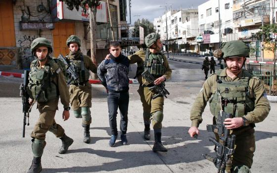 تغريدة حركة المقاطعة في مدريد حول سجن القاصرين الفلسطينيين