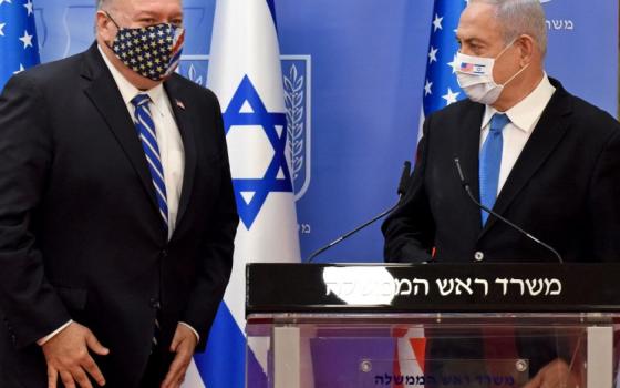 برحلة مباشرة من تل أبيب: بومبيو يبحث ملف علاقات السودان بالاحتلال