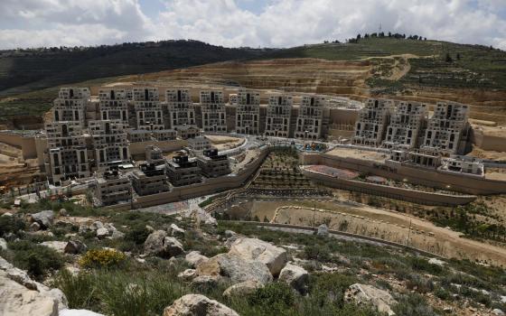 دعوات لإنهاء الإعفاء الضريبي لجماعات تدعم الاستيطان  