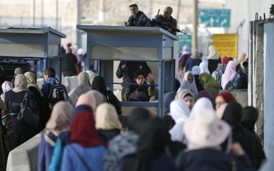 بروكسل.. حركة المقاطعة تطالب مايكروسوفت بوقف استثماراتها في شركة إسرائيلية