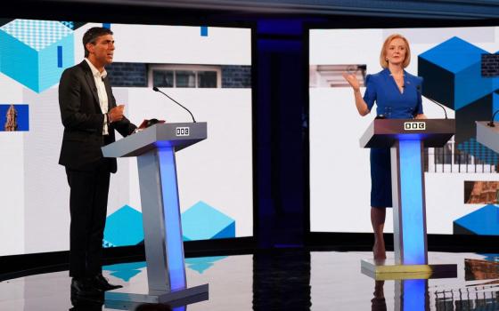 مرشح بريطاني لرئاسة الحكومة يتعهد بنقل سفارة بلاده إلى القدس