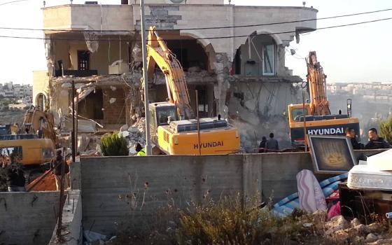 حركة المقاطعة في مصر تدعو لمقاطعة شركتي معدات ثقيلة