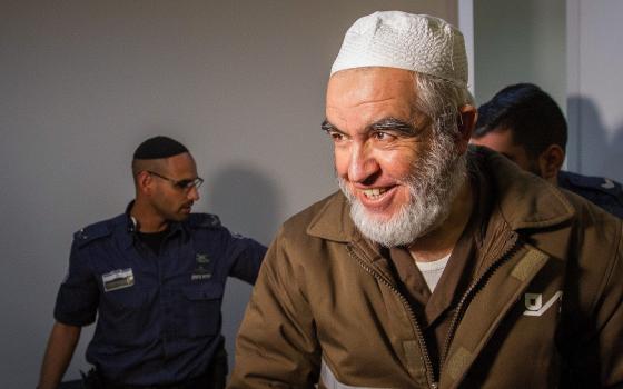 مطالبات بالتصدي لانتهاكات الاحتلال بحق الشيخ رائد صلاح  