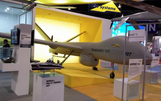 حركة المقاطعة تدعو للعمل ضد أكسا للتأمين المتواطئة مع شركات الأسلحة الإسرائيلية  