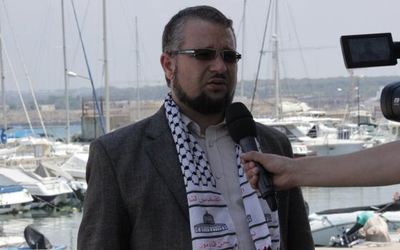 نائب جزائري يؤكد رفض بلاده للتطبيع مع الاحتلال الإسرائيلي