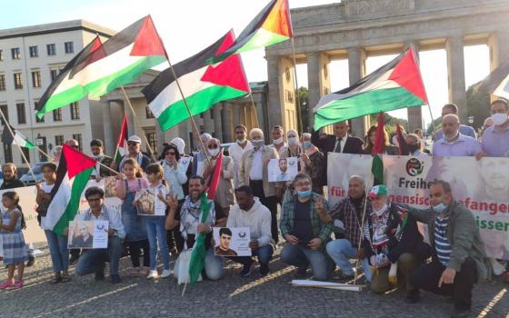 برلين.. وقفة احتجاجيّة دعمًا للأسرى الفلسطينيين في سجون الاحتلال