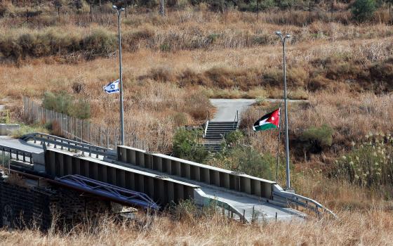 النقابات الأردنية ترفض إقامة مشروع "بوابة الأردن"  